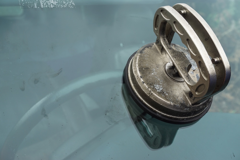 Top 5 Reasons to Choose Mobile Windshield Repair in Northeast Ohio